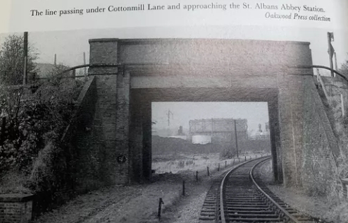 passing beneath Cottonmill Lane